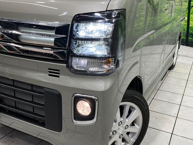 �yLED�w�b�h���C�g�z���V����ԑ��s�����ǍD�Ȏ��E���m�ۂ����S���ĉ^�]�ł��鍂�P�xLED�w�b�h���C�g�𑕔�!�_�����x�������A����d�͂��}�����Ă��܂��B