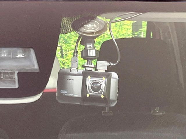 �y�h���C�u���R�[�_�[�z�h���C�u���R�[�_�[����!���s���͂������A������^�]�⎖�̂ɑ��������ہA�f���ŋL�^���A����̃��X�N�ɔ����܂��B���L�^�pSD�J�[�h�͂��q�l�����g�ł��������������K�v������܂��B