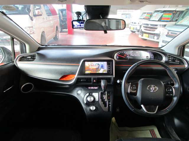 シエンタ1.5 G クエロ 4WD