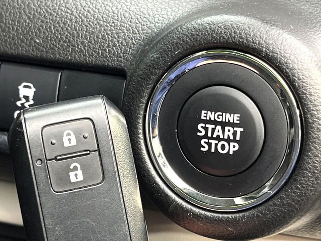 �y�L�[���X�X�^�[�g�V�X�e���z�J�o����|�P�b�g�ɓ��ꂽ�܂܂ł��h�A�̎{���E�������\�ȃX�}�[�g�L�[�𑕔��B�G���W���̃I���E�I�t�����J�M�����o���K�v����������Ƃ��Ă��֗��ł���