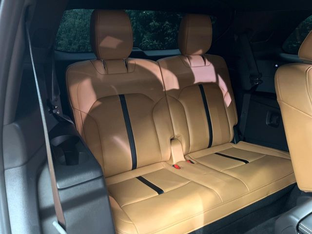 3��ڃV�[�g�͂�������ԗǍD����l�ł��������ƍ����Ē����܂��̂ŁA��l���ł̂��o���������N���N�ł��􂲉Ƒ��ŁA�C�̒m�ꂽ���ԂŁA�h���C�u�ɍs���̂��y���݂ł��ˁ�