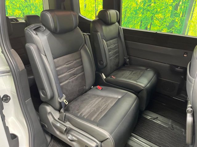 ���ڒ����̓E�H�[�N�X���[�ƂȂ��Ă���܂��B���ڂƎO��ڂ̈ړ�����~�肪�Ƃ��Ă��y�ɂȂ�̂ŁA���~��̍ۂ��X�g���X�������邱�Ƃ͂���܂����