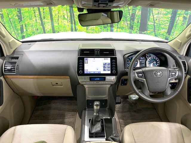 グループ総在庫数約30,000台!!全国の系列店からメーカー・車種問わずご紹介出来るので、あなたにピッタリのお車が見つかるはずです♪まずはお問い合わせ下さい☆