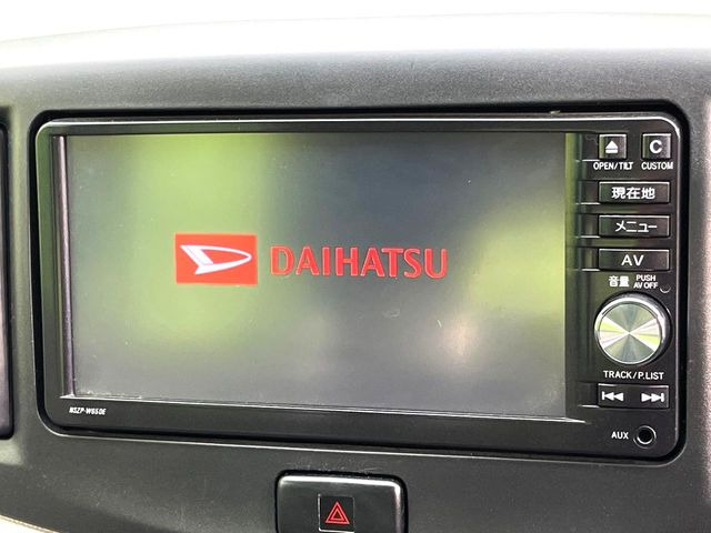 �y���[�J�[�����i�r�z�C���e���A�ɗn�����ރX�^�C���b�V���ȁu��p�݌v�v���[�J�[�i�r�𑕔��􎋔F���⑀�쐫�ȂǊ�{���\�ɂ��D��A���㎿�ȃJ�[���C�t�����y���݂��������܂��B