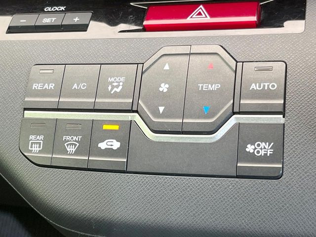 �y�I�[�g�G�A�R���z��x���D�݂̉��x�ɐݒ肷��΁A�ԓ��̉��x�����m�����ʂ≷�x�������Œ����B����&hellip;����&hellip;�Ɖ��x���X�C�b�`���������K�v�͂���܂���B���K�Ȏԓ���Ԃɂ͕K�{�̋@�\�ł��ˁ�