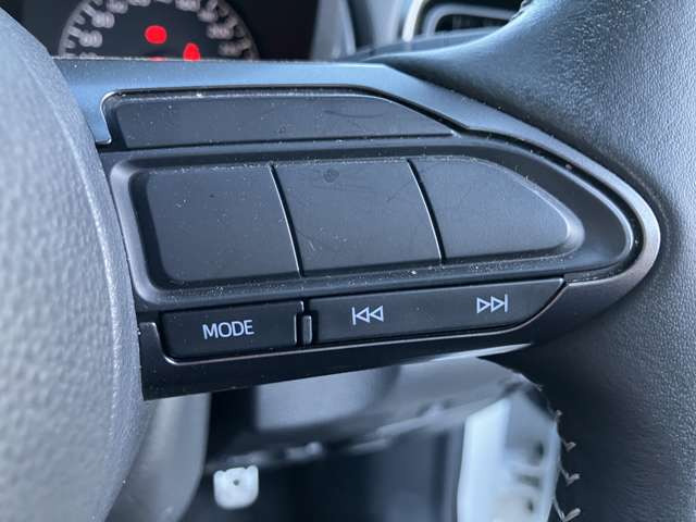 �^�]���ł���𗣂����ɃI�[�f�B�I�̑��삪�ł���w�X�e�A�����O�X�C�b�`�x�@�\������܂�!