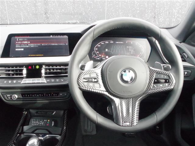 2シリーズグランクーペM235i xドライブ 4WD