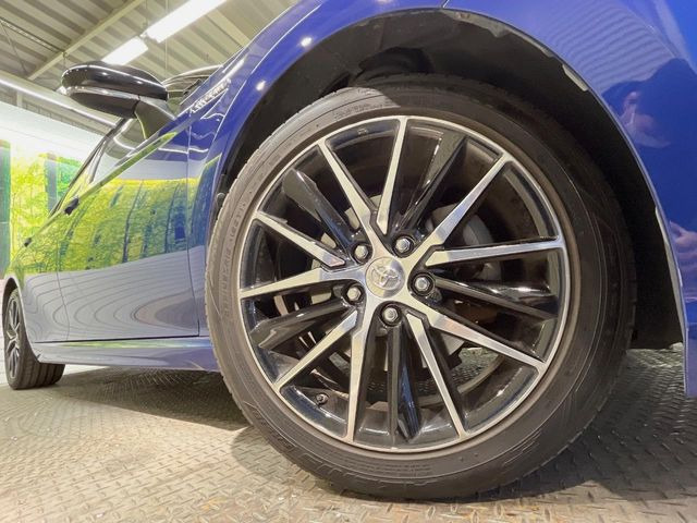 �y�����I�v�V����18�C���`�A���~�z�C�[���z�����I�v�V�����z�C�[���𑕒��B���s���\�̌���ɉ����A�O�ς����X�^�C���b�V���ɂȂ��Ă��܂��B