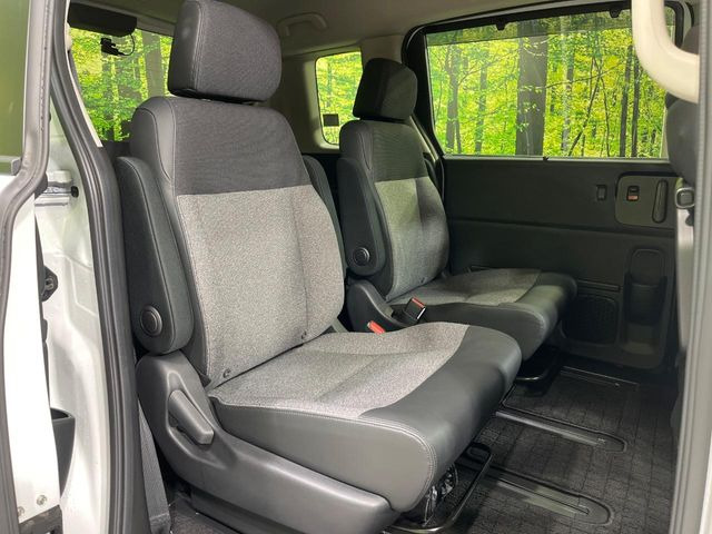 ���ڒ����̓E�H�[�N�X���[�ƂȂ��Ă���܂��B���ڂƎO��ڂ̈ړ�����~�肪�Ƃ��Ă��y�ɂȂ�̂ŁA���~��̍ۂ��X�g���X�������邱�Ƃ͂���܂����