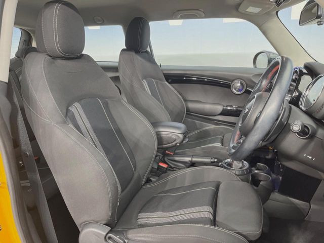 ���V�[�g�̎g�p��:�j��E�ւ�������Ȃ��A�����̒ʂ肫�ꂢ�ȏ�Ԃ��ێ����Ă���܂��B�܂��A�����N���[�j���O�E�R�[�e�B���O�����p�����������܂��B