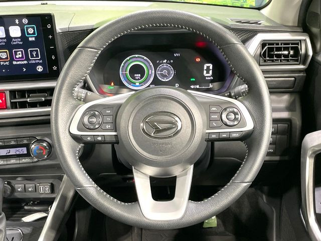 �y�����v�����X�e�A�����O�z�㎿�Ȋv���g�p���邱�ƂŁA��ɂ����������݂ƂĂ��^�]���₷���n���h���ł���