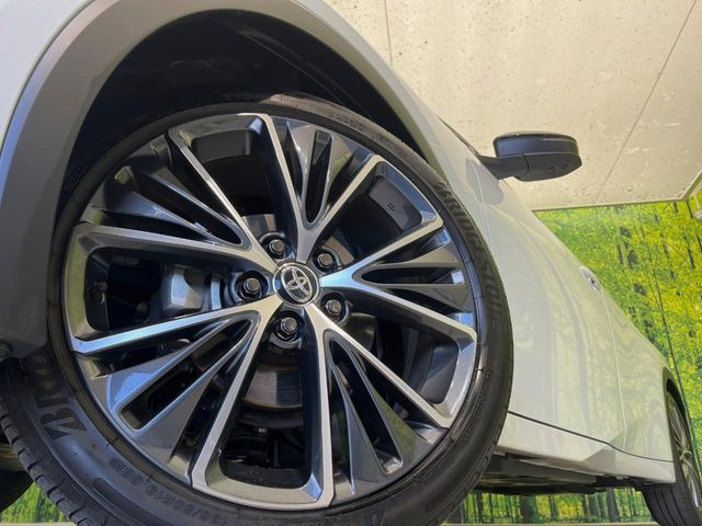 �y����19�C���`�A���~�z�C�[���z�O�ςɃ}�b�`���������A���~�z�C�[���𑕒����Ă���܂��B�e��ЊO�A���~�z�C�[����A�X�^�b�h���X�^�C�����戵�����Ă���܂��B���񂲑��k����������