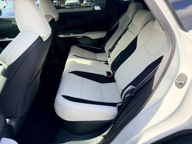 �C�ɂȂ邨�Ԃ�����܂�����E�̓d�b�ԍ����璼�ڂ��X�ɂ��₢���킹���������B�x�����@����ԗ����A��Ԃ܂łȂ�ł������������Ē����܂��B�X�^�b�t�ꓯ���A�����҂����Ă���܂��B