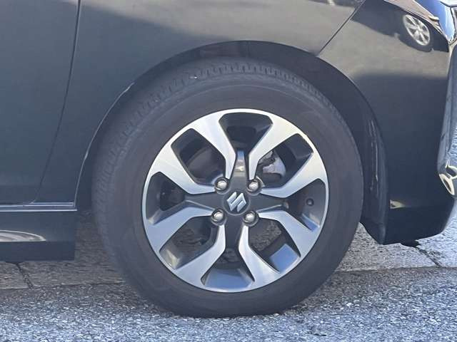 ���Ђ́A���q���܂̃j�[�Y�ɂ������o����悤�A�L�x�ȎԎ����葵���Ă���܂��B����芷���̍ۂ��A����A��낵�����肢�������܂��B