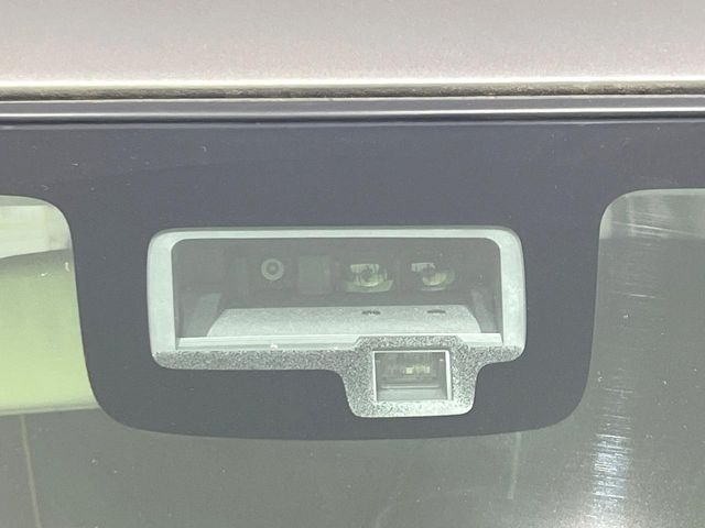 �y�X�Y�L �Z�[�t�e�B�T�|�[�g�z���s���ɑO���̎ԗ�����F�����A�Փ˂������Ȏ��͌x��ƃu���[�L�ŏՓˉ���Ɣ�Q�y�����A�V�X�g�B�����S�Ƀh���C�u�����y���݂��������܂��B