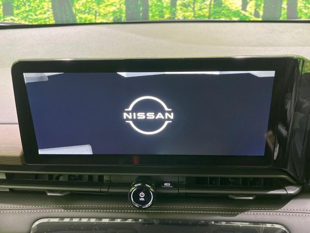 �y���[�J�[�����i�r�z�C���e���A�ɗn�����ރX�^�C���b�V���ȁu��p�݌v�v���[�J�[�i�r�𑕔��􎋔F���⑀�쐫�ȂǊ�{���\�ɂ��D��A���㎿�ȃJ�[���C�t�����y���݂��������܂��B