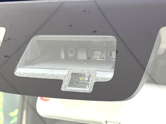 �y�X�Y�L �Z�[�t�e�B�T�|�[�g�z���s���ɑO���̎ԗ�����F�����A�Փ˂������Ȏ��͌x��ƃu���[�L�ŏՓˉ���Ɣ�Q�y�����A�V�X�g�B�����S�Ƀh���C�u�����y���݂��������܂��B