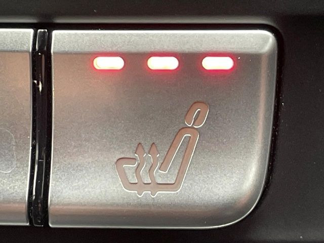 ���t�����g�V�[�g�q�[�e�B���O:�^�]�ȁE����ȋ��ɎO�i�K�Œ��߂��\�ȃV�[�g�q�[�^�[�𑕔����Ă���܂��B�G�߂��킸���K�ɂ��g�p���������܂��B