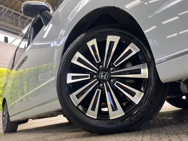 �y�����I�v�V����17�C���`�A���~�z�C�[���z�����I�v�V�����z�C�[���𑕒��B���s���\�̌���ɉ����A�O�ς����X�^�C���b�V���ɂȂ��Ă��܂��B