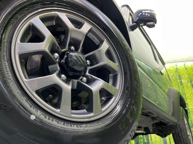 �y����15�C���`�A���~�z�C�[���z�O�ςɃ}�b�`���������A���~�z�C�[���𑕒����Ă���܂��B�e��ЊO�A���~�z�C�[����A�X�^�b�h���X�^�C�����戵�����Ă���܂��B���񂲑��k����������