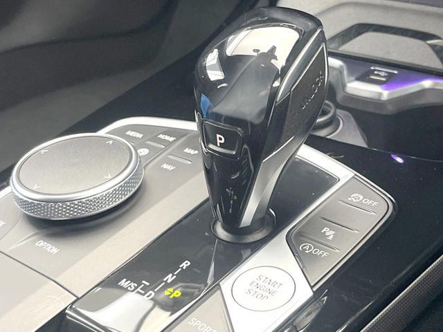 ��MT���[�h�t��AT:�ʏ�͎����ł����Ȃ���ϑ�(�M�A�`�F���W)���h���C�o�[�̑���ɂ���ĈӐ}�I�ɕς�����V�X�e���ł��B����w���i�̃h���C�u�����y���݂��������܂�!