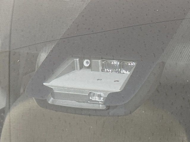 �y�v���N���b�V���Z�[�t�e�B�z�O���̎ԗ��������m���A�Փ˂������Ȏ��͌x��Œ��ӂ𑣂��A�u���[�L�𓥂ޗ͂��T�|�[�g�B�u���[�L�𓥂߂Ȃ������ꍇ�͏Փ˔�Q�y���u���[�L���쓮�A�Փˉ�����T�|�[�g���܂��B