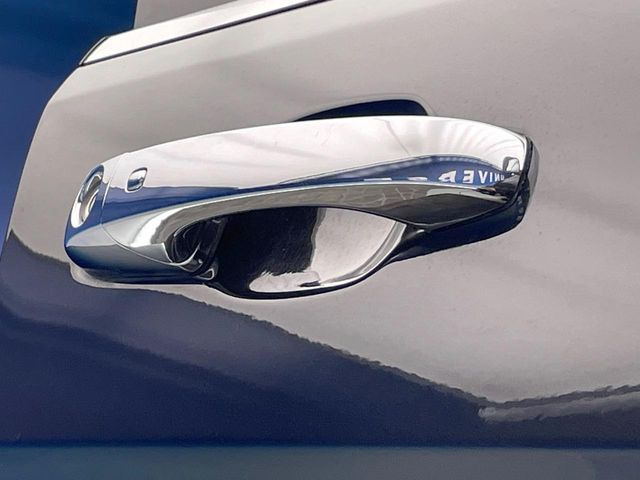 ���X�}�[�g�G���g���[:���������Ă��邾���ŁA�h�A���b�N�����E�{������G���W���X�^�[�g�܂ő���ł���֗��ȋ@�\�ł�!