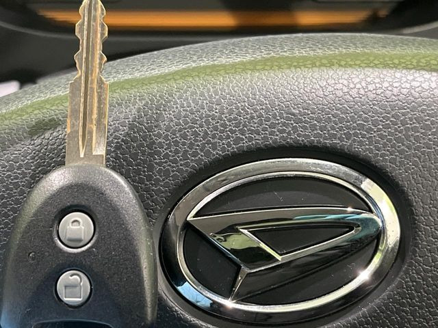 �y�L�[���X�z�������ꂽ�ꏊ����ł��{�^����Ńh�A�̊J���E�{�����ł���̂łƂ��Ă��֗�!�h�A�̌�������ɏ������邱�Ƃ�����܂����