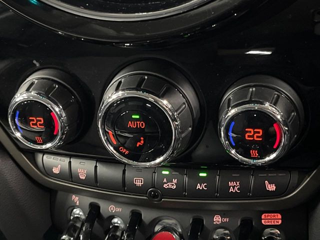 ���f���A���I�[�g�G�A�R��:�^�]�ȁE����Ȃ��ꂼ��ŉ��x�ݒ肪�\�ȓƗ����I�[�g�G�A�R����W���������Ă���܂�!