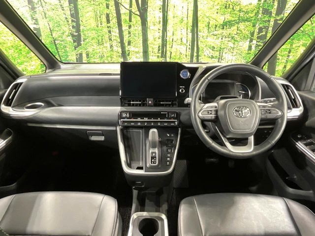 ノア1.8 ハイブリッド S-Z