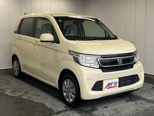 ���ʎԂ́u�T�[�r�X�J�[�G���Y �{�X�v�A�y�����Ԃ́u�T�[�r�X�J�[�G���Y �����X�v���炨�T�������܂��B