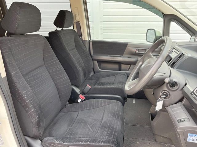 �^�]�ȃV�[�g���͎g�p�������Ȃ��A�ǍD�ȏ�ԂƂȂ��Ă��܂��B���J�Ɏg���Ă������Ƃ��悭�킩��܂��ˁB