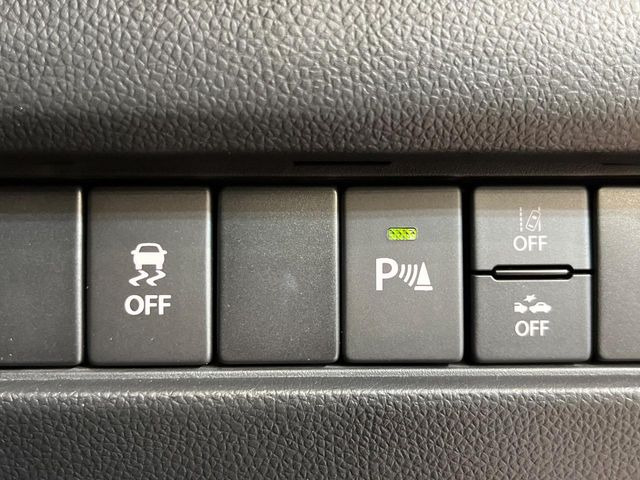 �y�X�Y�L �Z�[�t�e�B�T�|�[�g�z���s���ɑO���̎ԗ�����F�����A�Փ˂������Ȏ��͌x��ƃu���[�L�ŏՓˉ���Ɣ�Q�y�����A�V�X�g�B�����S�Ƀh���C�u�����y���݂��������܂��B