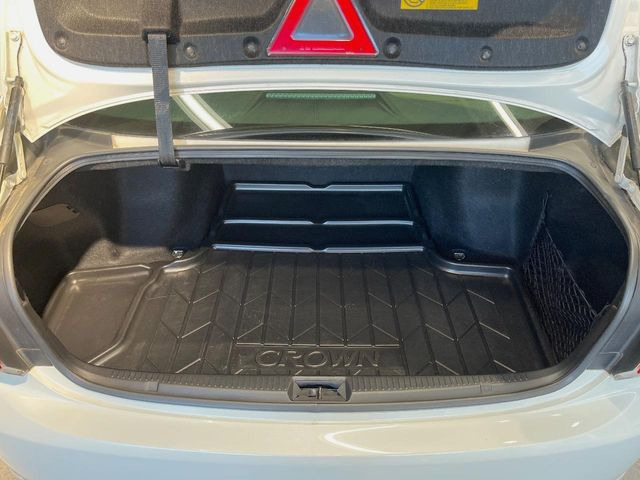 ���i�̂���������ʋ΁A���}���ɏ\���ȉ׎��X�y�[�X���m�ۂ��Ă���܂��B