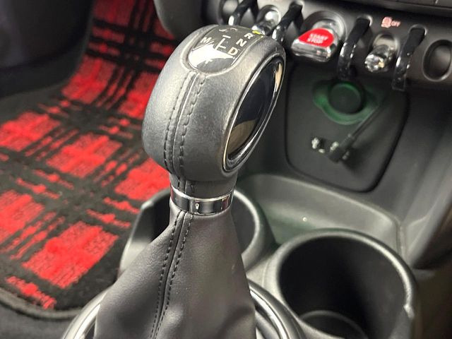 ��MT���[�h�t��AT:�ʏ�͎����ł����Ȃ���ϑ�(�M�A�`�F���W)���h���C�o�[�̑���ɂ���ĈӐ}�I�ɕς�����V�X�e���ł��B����w���i�̃h���C�u�����y���݂��������܂�!