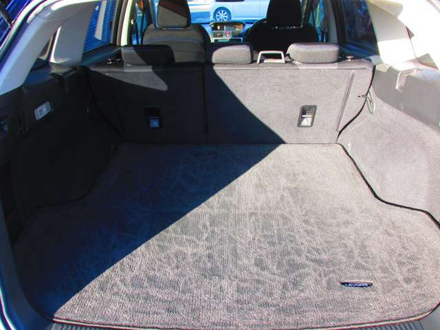 �{�������������肪�Ƃ��������܂��B������̎ԗ��f�ڒ��݌ɂ���!!�����X�̍ۂ͂��A�����肢�v���܂��B