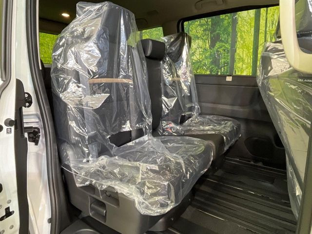 もちろん車内はキレイです♪よりクリーンな状態をキープしたいお客様には『ナノゾーンコート』がおすすめ!新型コロナウイルス対策や、除菌・消臭に効果を発揮し多くの方にご好評いただいております。