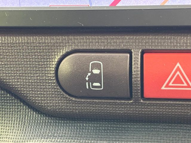 �y�p���[�X���C�h�h�A�z�X�}�[�g�L�[��^�]�Ȃ̃X�C�b�`�ŃX���C�h�h�A�̊J���\���d��������͂����ăh�A���J����K�v�������A���������q�l�ł��A�d���ו��������Ă��鎞�����N�ɊJ���߂ł��܂���