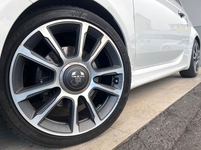 ������17�C���`�A���~�z�C�[��:�A���ԂȂ�ł͂̑�z����������x����z�C�[���Ƒ����ł�!���{�Ԃ̑���Ɋ���Ă�����ɂ����Б̊����Ē����������������x���ł܂Ƃ܂��Ă��܂�!