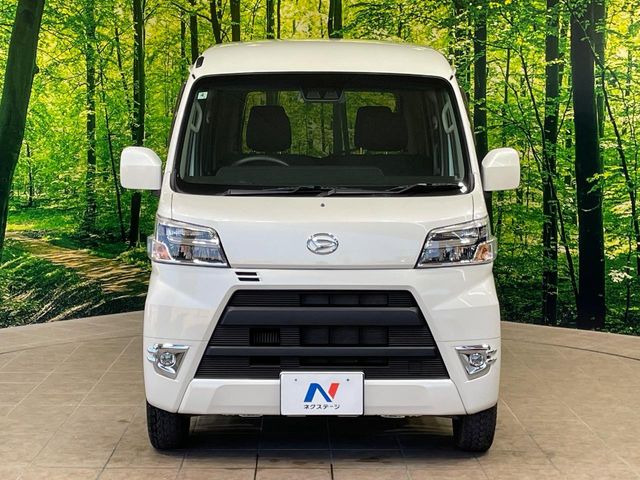 ���Ђł́A�S�ԁw�C�����Ȃ��x�̂��Ԃ̂ݎ�舵���Ă���܂��B��C�o�C���[�ɂ�錵�I�����d����̌�A���Ɍ�̎ԗ��`�F�b�N���s���A�l�N�X�e�[�W���F�肵�����i���Ȓ��ÎԂ����񋟂��Ă���܂��B