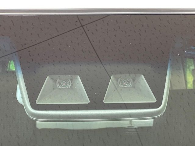 �y�X�}�[�g�A�V�X�g�z���s���ɑO���̎ԗ�����F�����A�Փ˂������Ȏ��͌x��ƃu���[�L�ŏՓˉ���Ɣ�Q�y�����A�V�X�g�B�����S�Ƀh���C�u�����y���݂��������܂��B