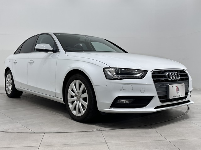 A42.0 TFSI クワトロ 4WD