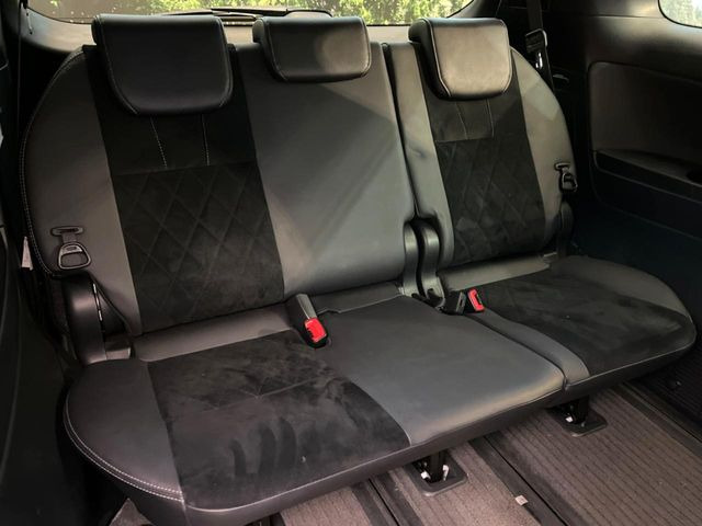 3��ڃV�[�g�͂�������ԗǍD����l�ł��������ƍ����Ē����܂��̂ŁA��l���ł̂��o���������N���N�ł��􂲉Ƒ��ŁA�C�̒m�ꂽ���ԂŁA�h���C�u�ɍs���̂��y���݂ł��ˁ�