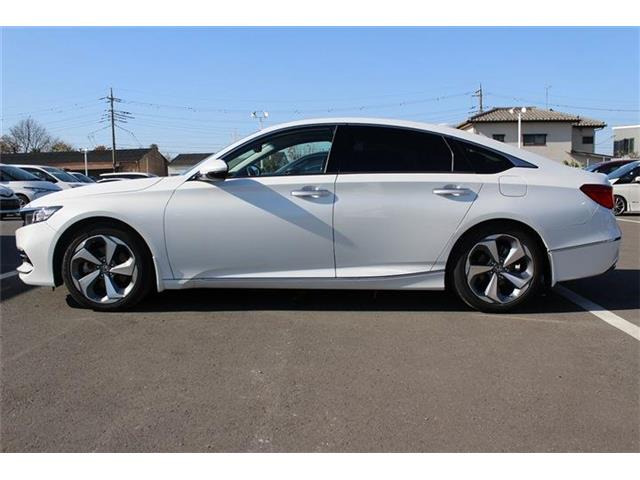 �̔��͂����X���������邨�q�l����ł��B���Ǝҗl�ւ̔̔��͂��f�肳���Ă��������܂��B�Ԍ������ԗ��̏ꍇ�́A�Ԍ����擾�������x�������z�ŕ\�����Ă���܂��B