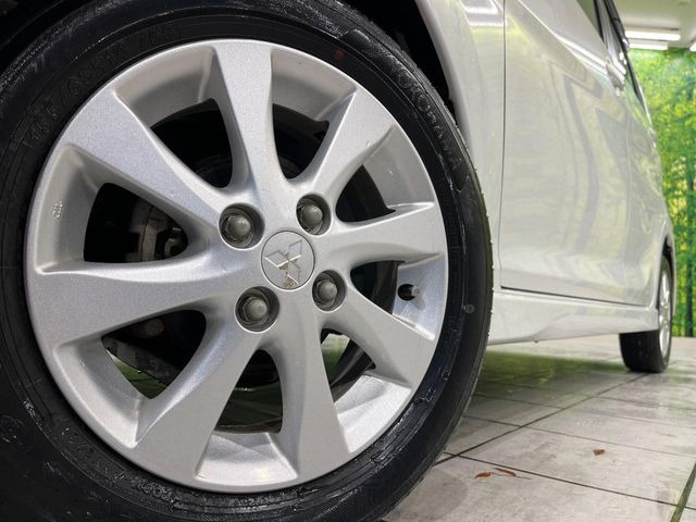 �y����14�C���`�A���~�z�C�[���z�O�ςɃ}�b�`���������A���~�z�C�[���𑕒����Ă���܂��B�e��ЊO�A���~�z�C�[����A�X�^�b�h���X�^�C�����戵�����Ă���܂��B���񂲑��k����������