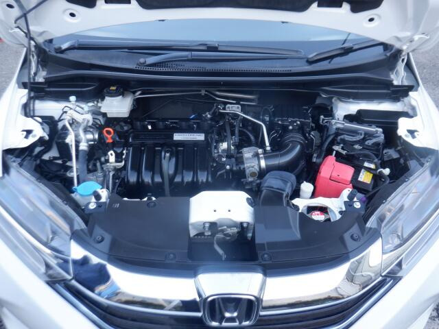 �G���W�����[�������ꂢ�ł���B�@�֋@�\�n���ǍD�ł��B�[�ԑO�ɓ_���������s���܂��B�G���W���I�C���E�I�C���t�B���^�[�E�G�A�R���t�B���^�[�E���C�p�[�S���͕K�������v���܂�(�G�A�R���t�B���^�[�́A�����Ԃ̂�)