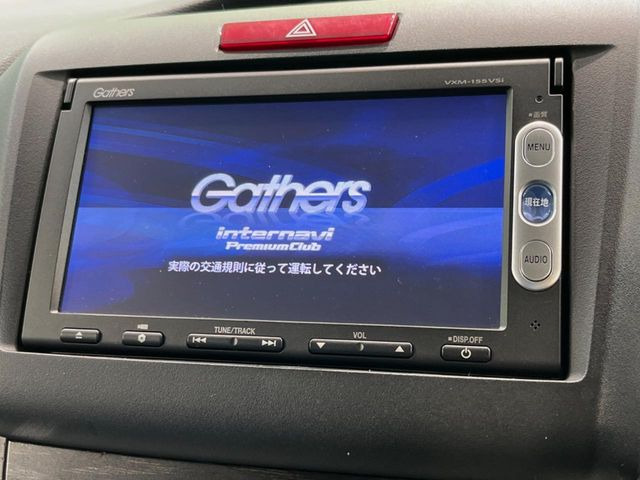 �y�����i�r�z�l�C�̏����i�r�𑕔����Ă���܂��B�i�r�̎g���₷���͂������A�I�[�f�B�I�@�\���[��!�L�����v�◷�s�͂������A�ʋ΂┃�����ȂǕ��i�̃h���C�u���y�����Ȃ�͂���