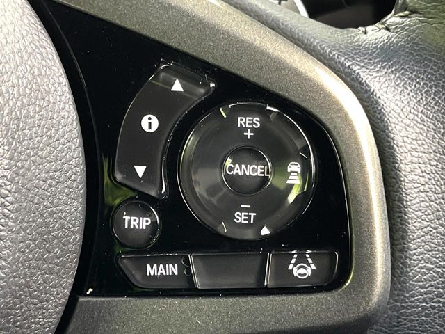 �y�A�_�v�e�B�u�N���[�Y�R���g���[���z�������H�ł̒��������s���y��!!�����ő��x��ۂN���[�Y�R���g���[�����A�Փˌy���V�X�e���ƘA�g���A�O���̎ԗ������m���ĎԊԂ�ۂ悤�ɑ��x���߂��Ă���܂�!!