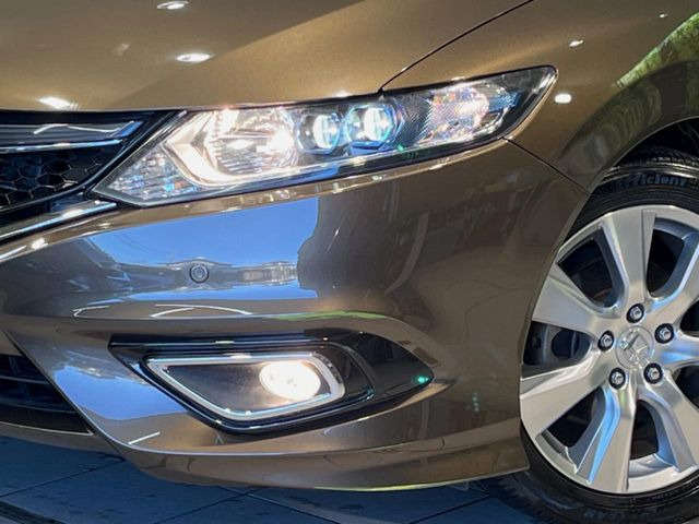 �yLED�w�b�h���C�g�z���V����ԑ��s�����ǍD�Ȏ��E���m�ۂ����S���ĉ^�]�ł��鍂�P�xLED�w�b�h���C�g�𑕔�!�_�����x�������A����d�͂��}�����Ă��܂��B