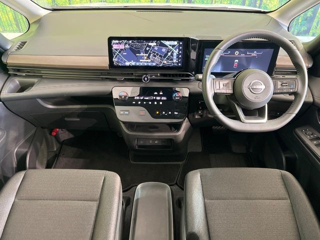 セレナ1.4 e-POWER ハイウェイスターV